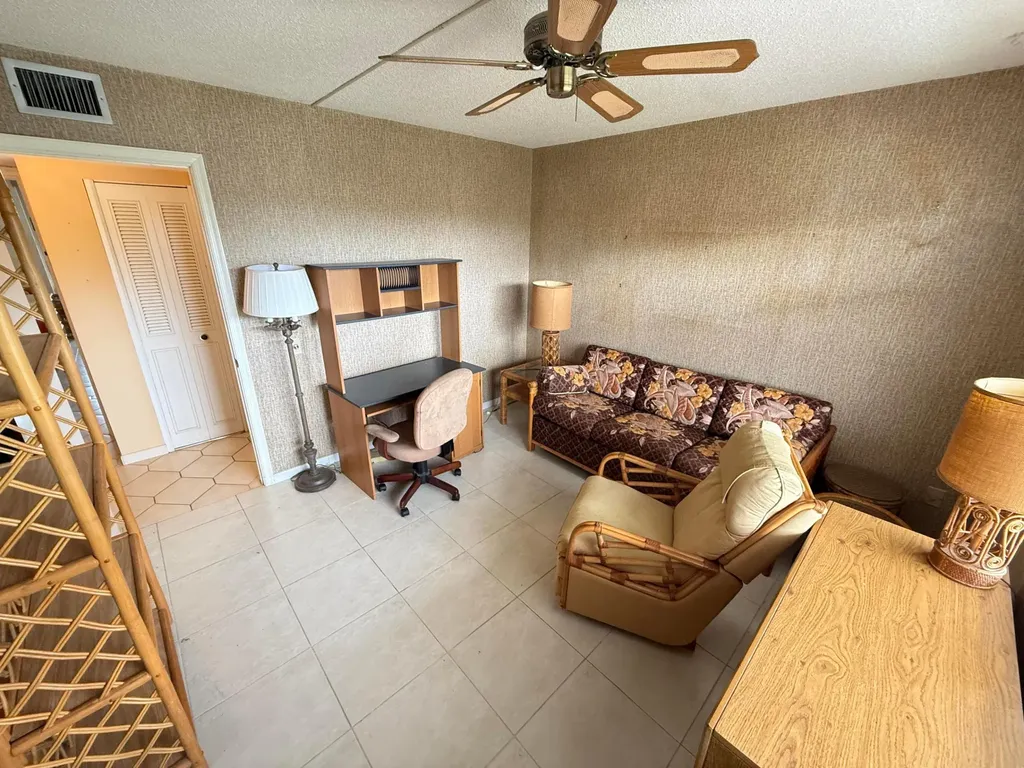 14701 Cumberland Drive Delray Beach FL 33446