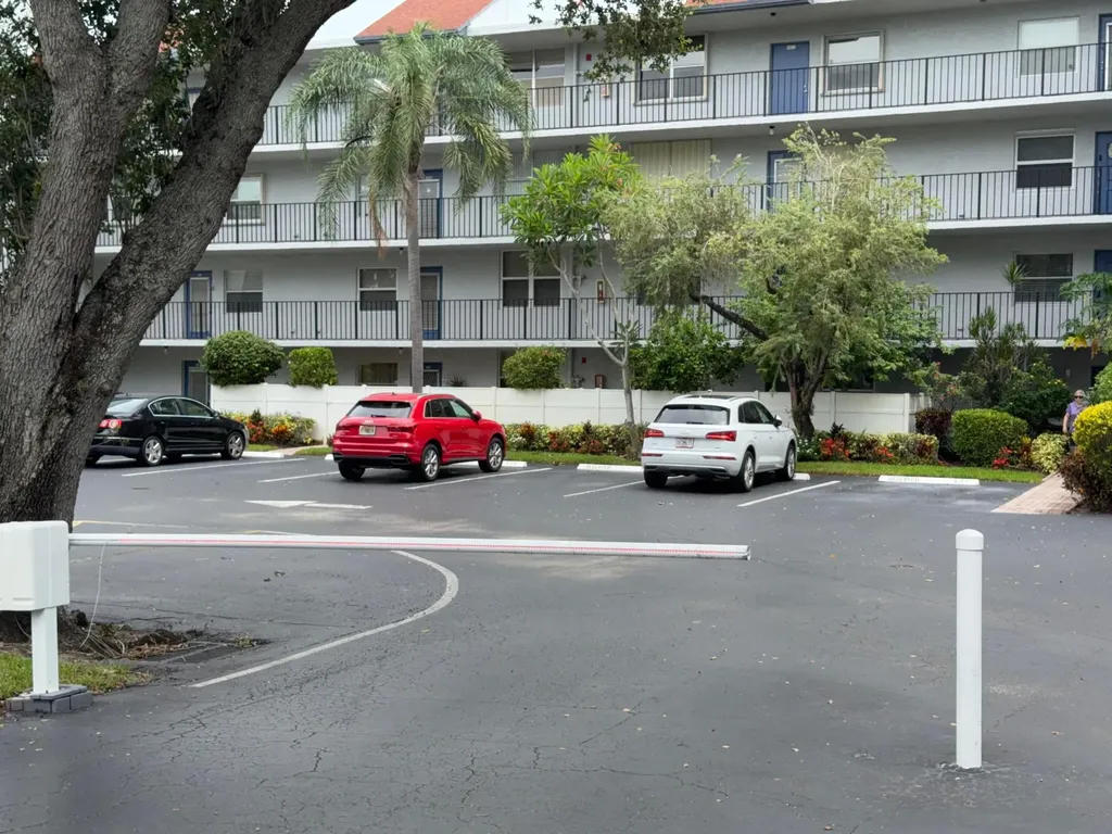 14701 Cumberland Drive Delray Beach FL 33446
