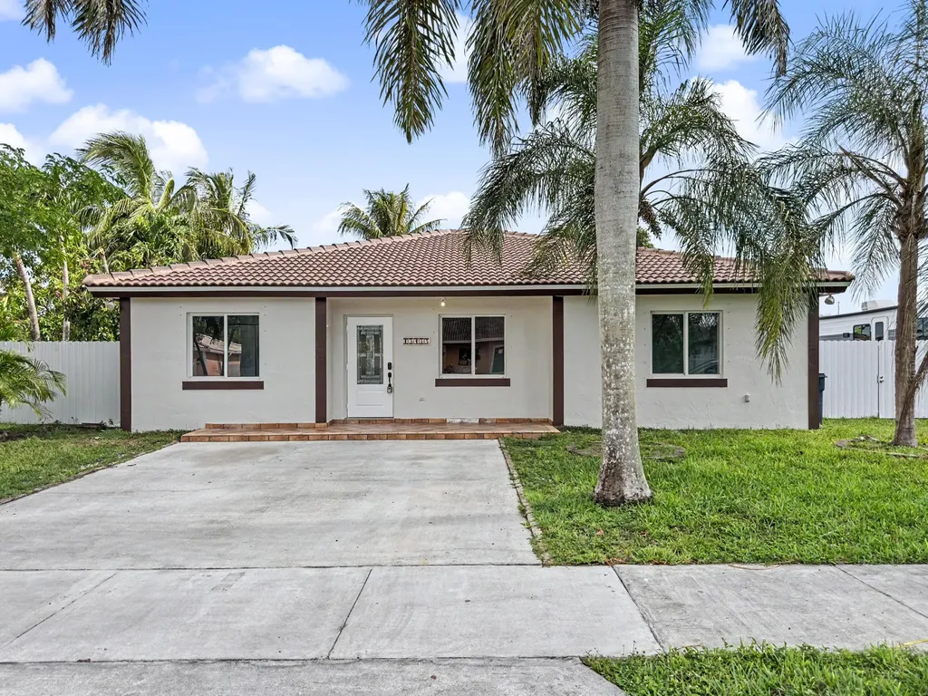 13435 SW 257th Terrace Homestead FL 33032