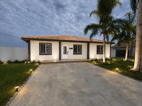 13435 SW 257th Terrace Homestead FL 33032
