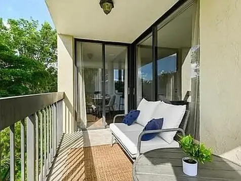 955 Egret Circle Delray Beach FL 33444