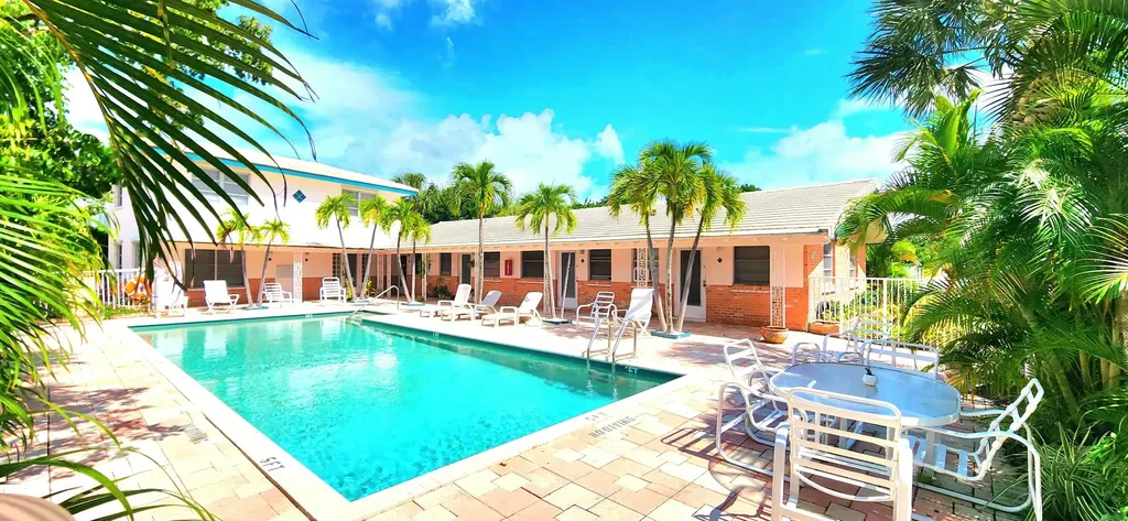 143 Inlet Way West Palm Beach FL 33404