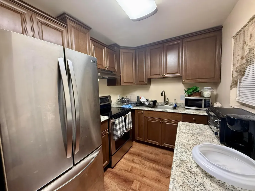 85 Canterbury D West Palm Beach FL 33417