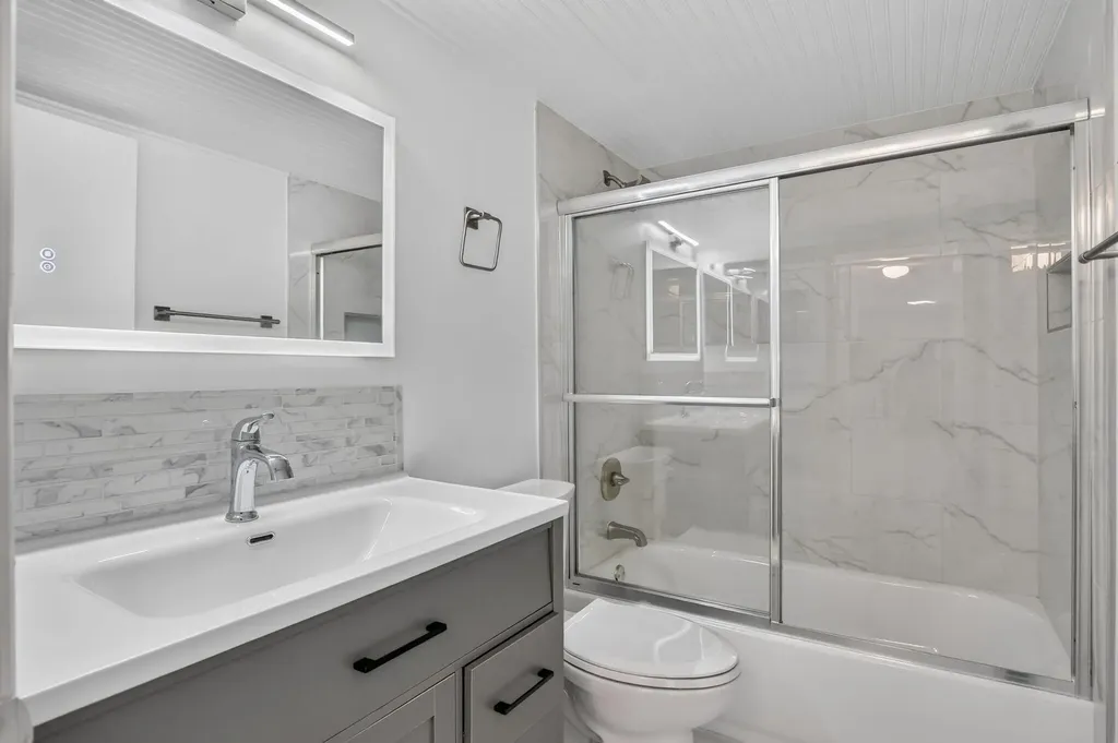 6323 La Costa Drive Boca Raton FL 33433