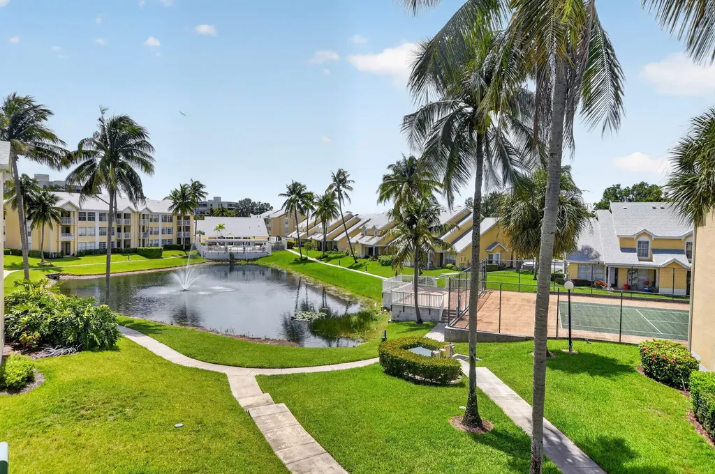 6323 La Costa Drive Boca Raton FL 33433