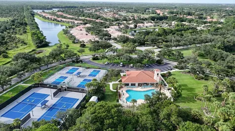 9088 SE La Creek Court Hobe Sound FL 33455
