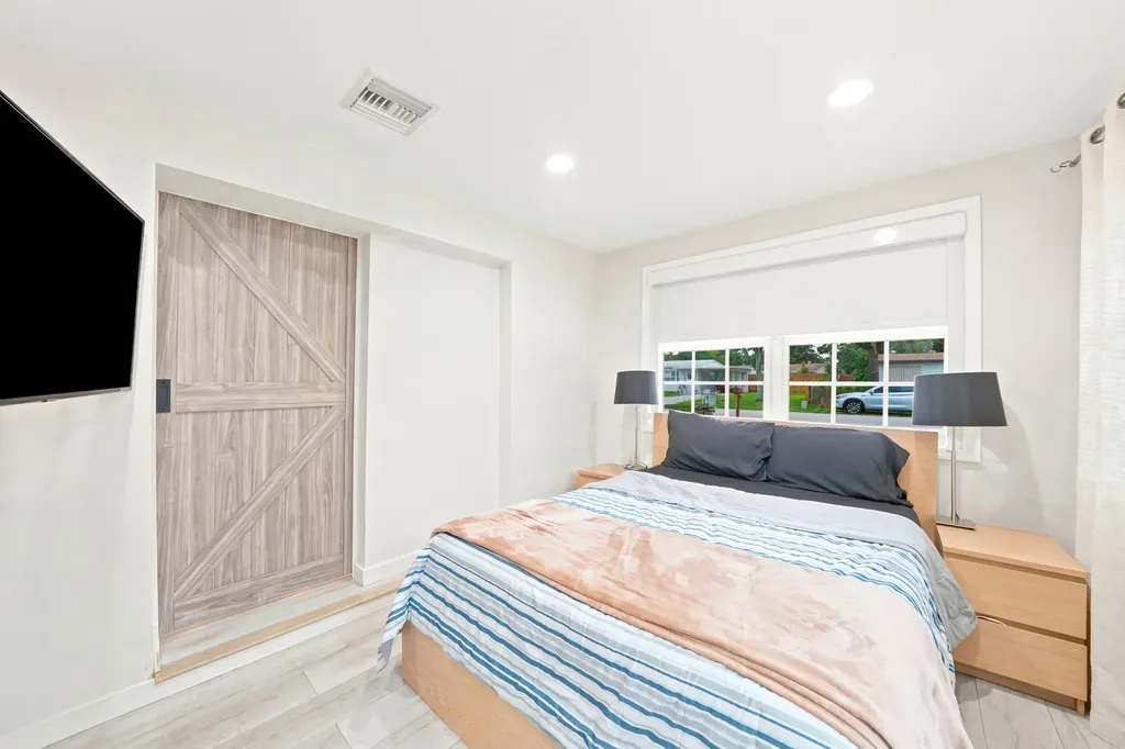 3140 NE 12th Avenue Pompano Beach FL 33064