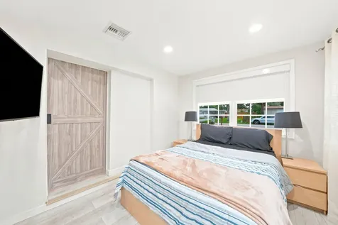 3140 NE 12th Avenue Pompano Beach FL 33064