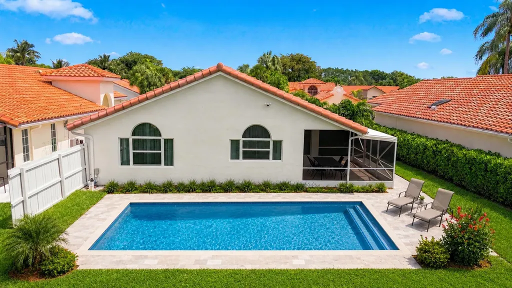 5212 Bodega Place Delray Beach FL 33484