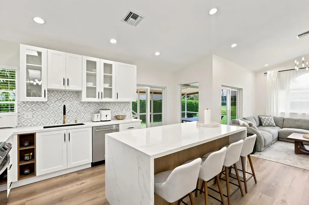 5212 Bodega Place Delray Beach FL 33484