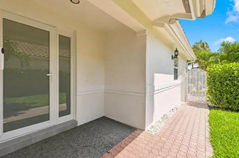 5212 Bodega Place Delray Beach FL 33484