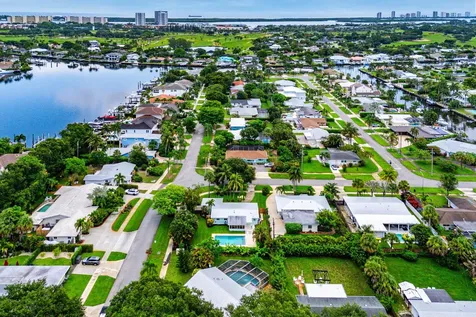 945 Westwind Drive North Palm Beach FL 33408