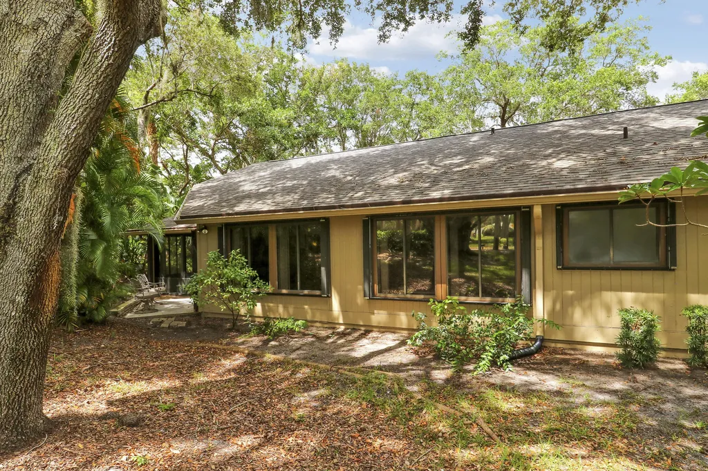 5124 SE Schooner Oaks Way Stuart FL 34997