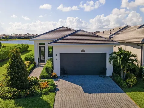 9012 SW Vetta Way Port St Lucie FL 34987