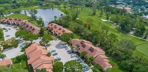 405 Lakeview Drive E Royal Palm Beach FL 33411