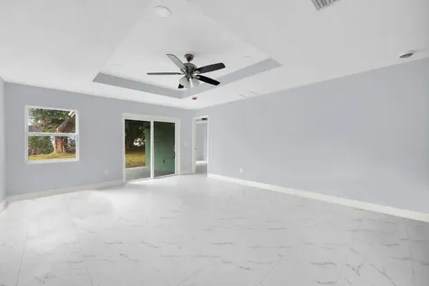 2002 Avenue M Fort Pierce FL 34950