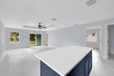2002 Avenue M Fort Pierce FL 34950