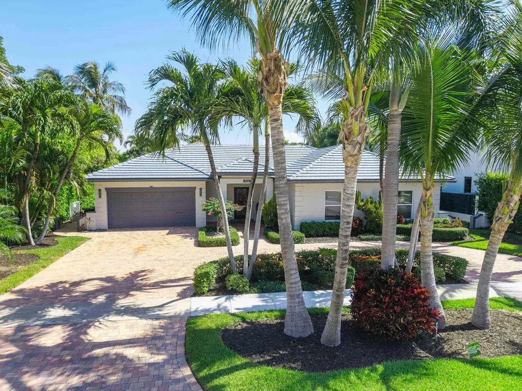 725 NE 36th Street Boca Raton FL 33431