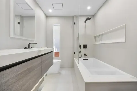 725 NE 36th Street Boca Raton FL 33431