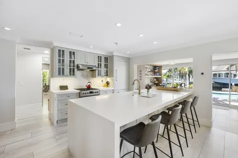 725 NE 36th Street Boca Raton FL 33431