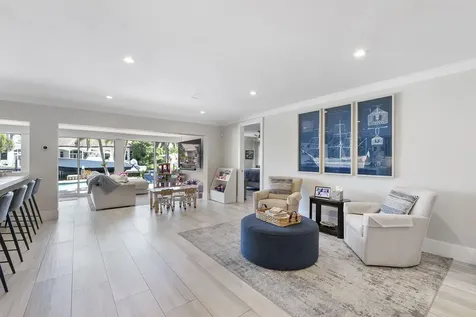 725 NE 36th Street Boca Raton FL 33431