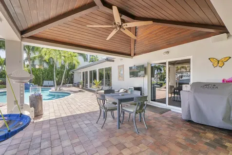 725 NE 36th Street Boca Raton FL 33431