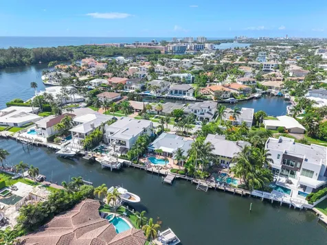 725 NE 36th Street Boca Raton FL 33431