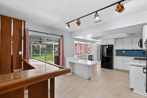 2140 NE 206th Street Miami FL 33179