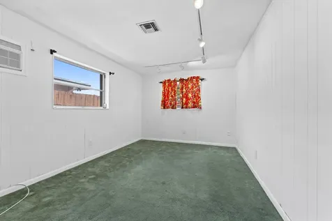 2140 NE 206th Street Miami FL 33179