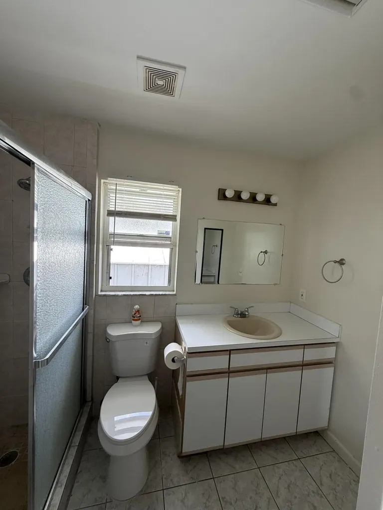 3961 Park Lane Palm Springs FL 33406