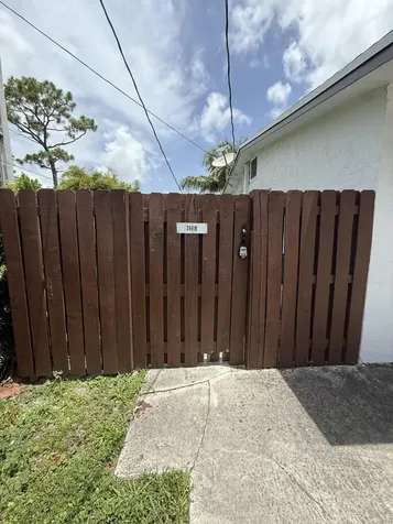 3961 Park Lane Palm Springs FL 33406