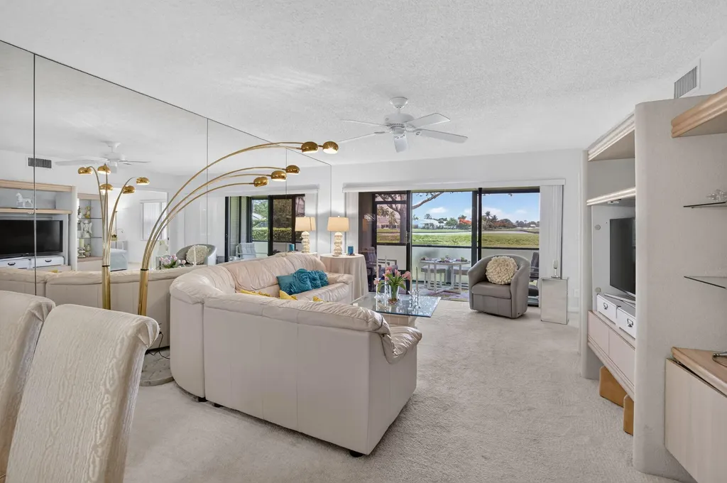 2898 SW 22nd Circle Delray Beach FL 33445