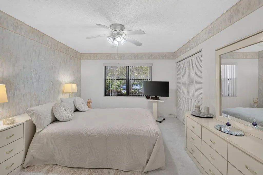 2898 SW 22nd Circle Delray Beach FL 33445