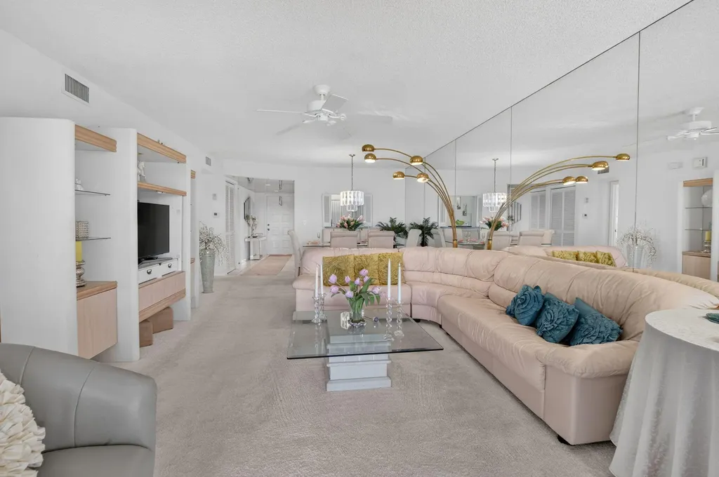 2898 SW 22nd Circle Delray Beach FL 33445