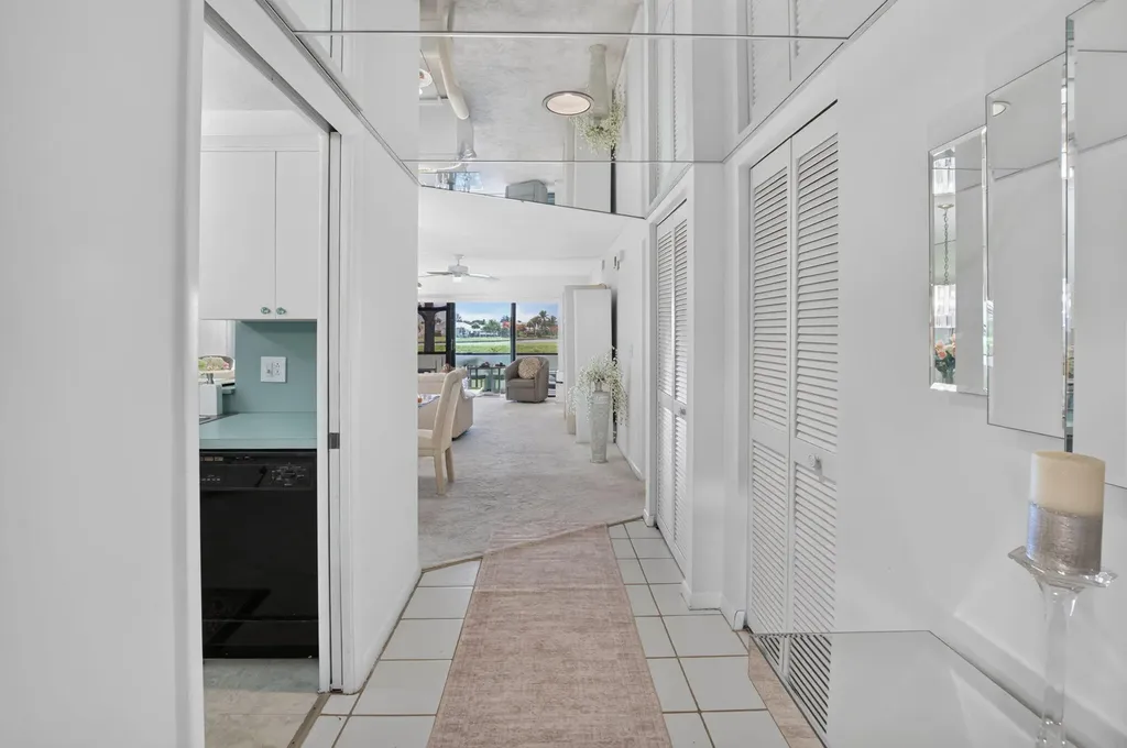 2898 SW 22nd Circle Delray Beach FL 33445