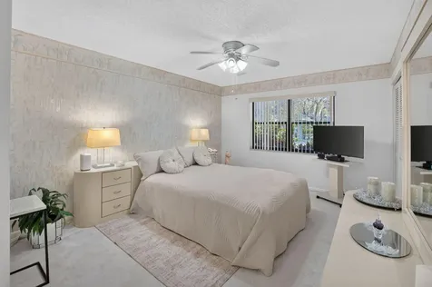 2898 SW 22nd Circle Delray Beach FL 33445