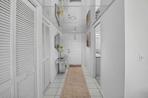 2898 SW 22nd Circle Delray Beach FL 33445