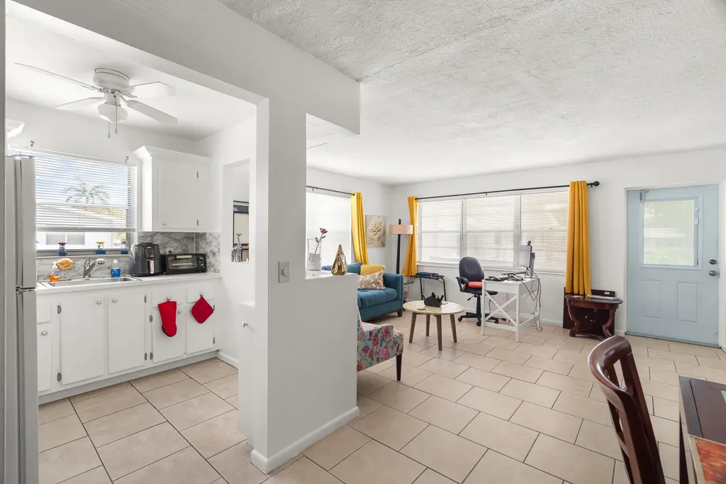 347 Windsor O West Palm Beach FL 33417