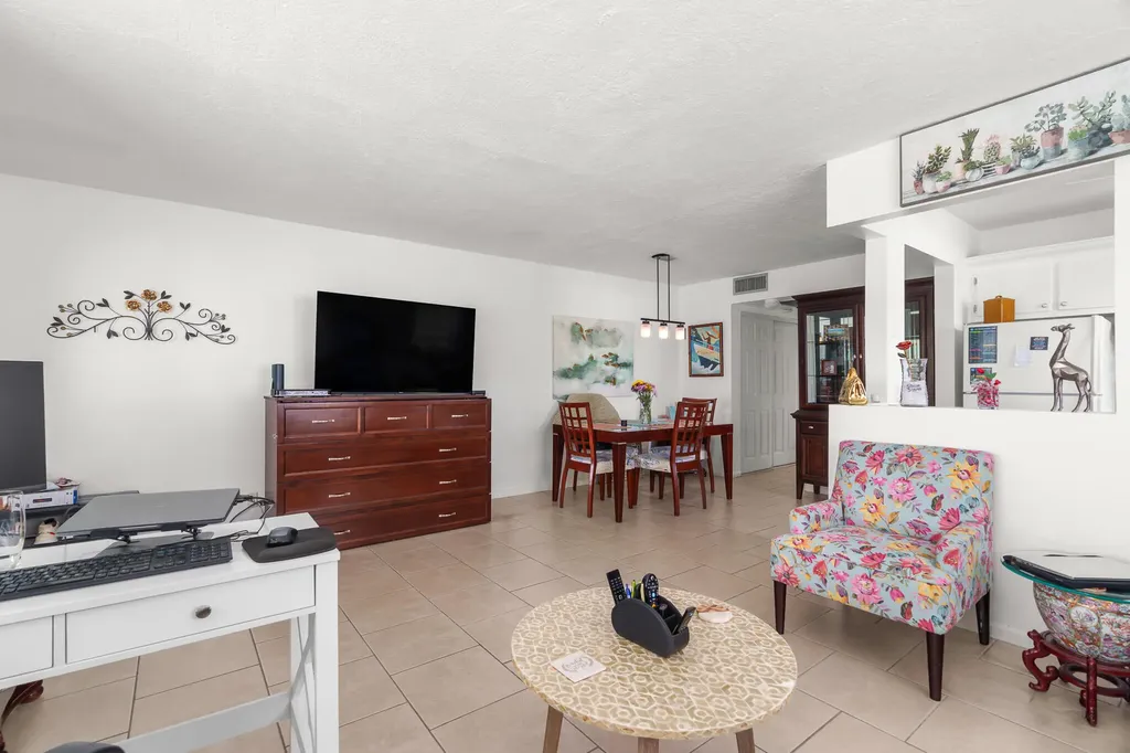 347 Windsor O West Palm Beach FL 33417
