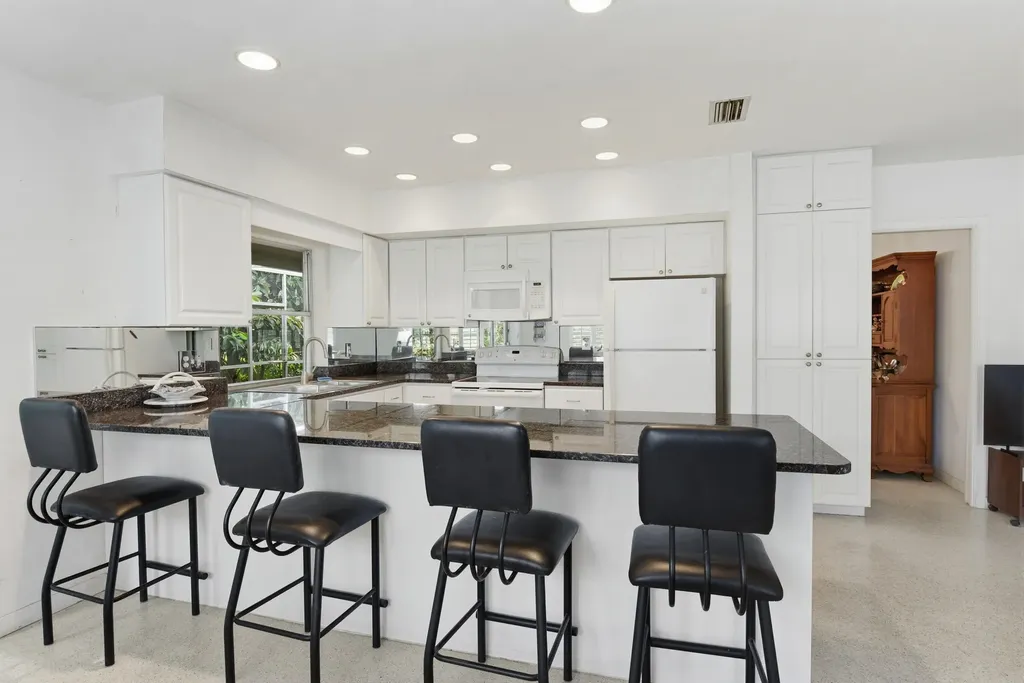 91 SW 11th Avenue Boca Raton FL 33486