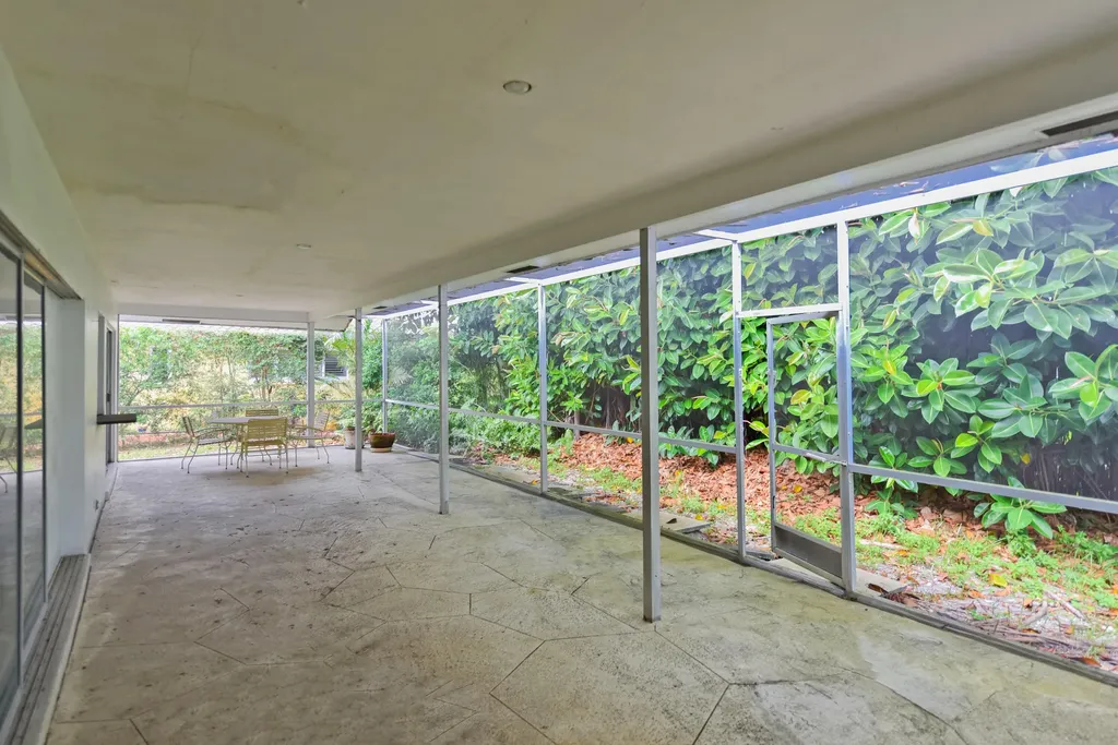 91 SW 11th Avenue Boca Raton FL 33486