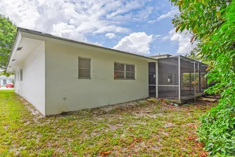 91 SW 11th Avenue Boca Raton FL 33486