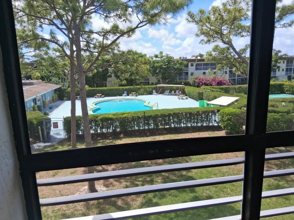 2100 Springdale Boulevard Palm Springs FL 33461