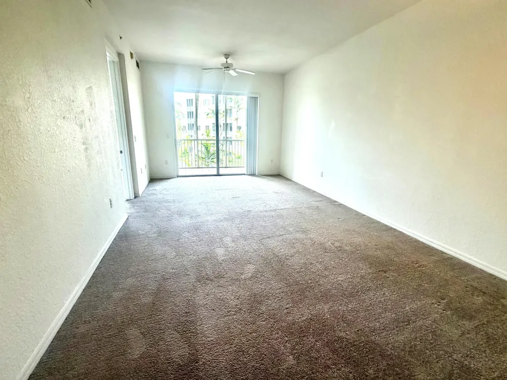 3600 Oaks Clubhouse Drive Pompano Beach FL 33069