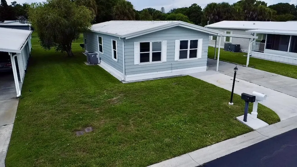 1745 SW 35th Circle Okeechobee FL 34974