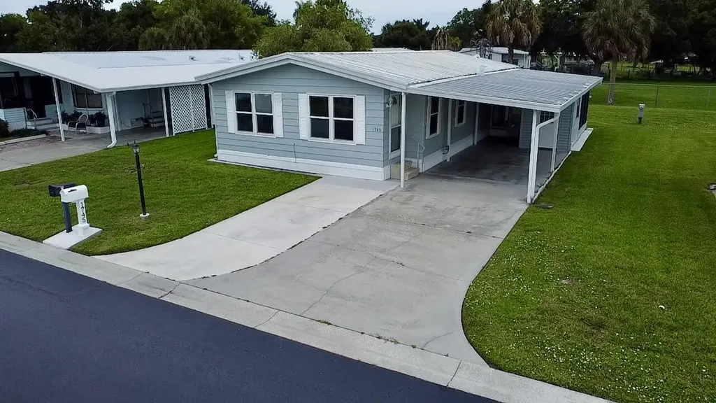 1745 SW 35th Circle Okeechobee FL 34974