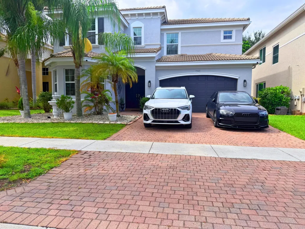7943 Emerald Winds Circle Boynton Beach FL 33473