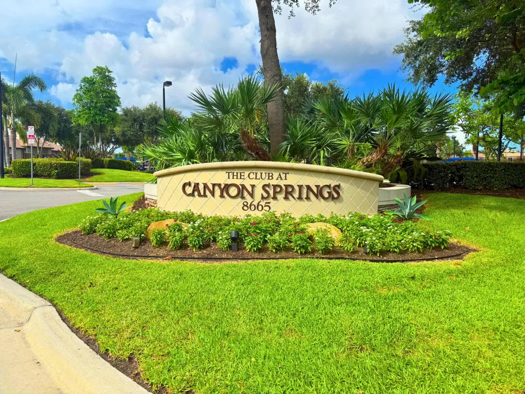 7943 Emerald Winds Circle Boynton Beach FL 33473