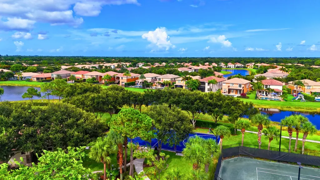 7943 Emerald Winds Circle Boynton Beach FL 33473