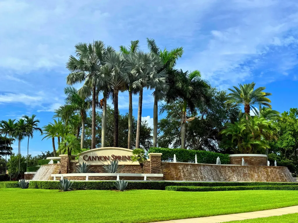 7943 Emerald Winds Circle Boynton Beach FL 33473